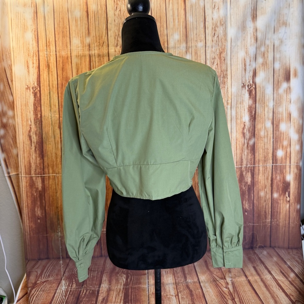 SHEIN SXY Women’s Olive Green Cropped Top V Neck Long Sleeve Fitted Blouse Large - Picture 3 of 10